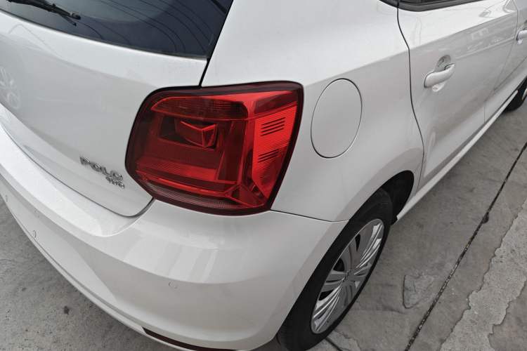Used Volkswagen Polo 2018 1.5L Automatic Enjoyment Model Exterior 3