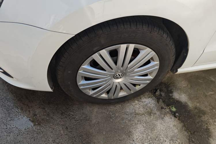 Used Volkswagen Polo 2018 1.5L Automatic Enjoyment Model Exterior 3