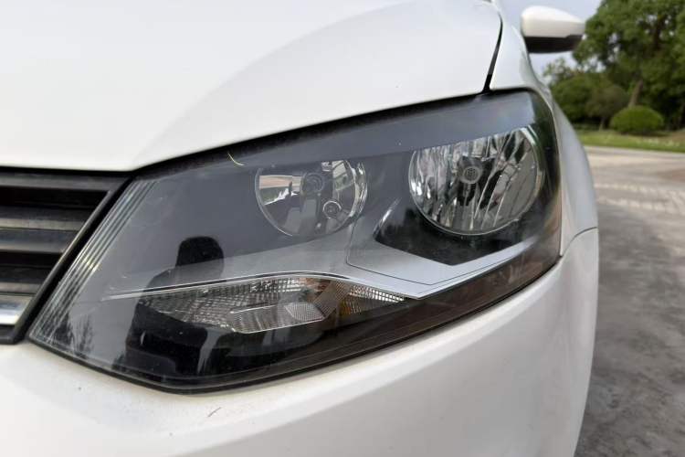Used Volkswagen Polo 2018 1.5L Automatic Advanced Driving Model Exterior 4