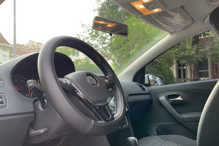 Used Volkswagen Polo 2018 1.5L Automatic Enjoyment Model Exterior 5