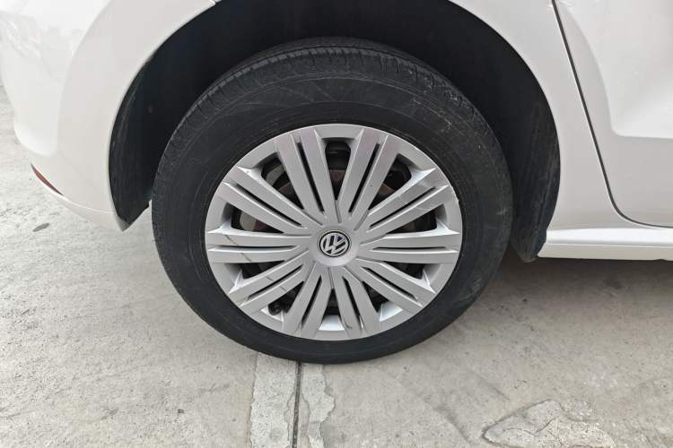 Used Volkswagen Polo 2018 1.5L Automatic Enjoyment Model Exterior 5