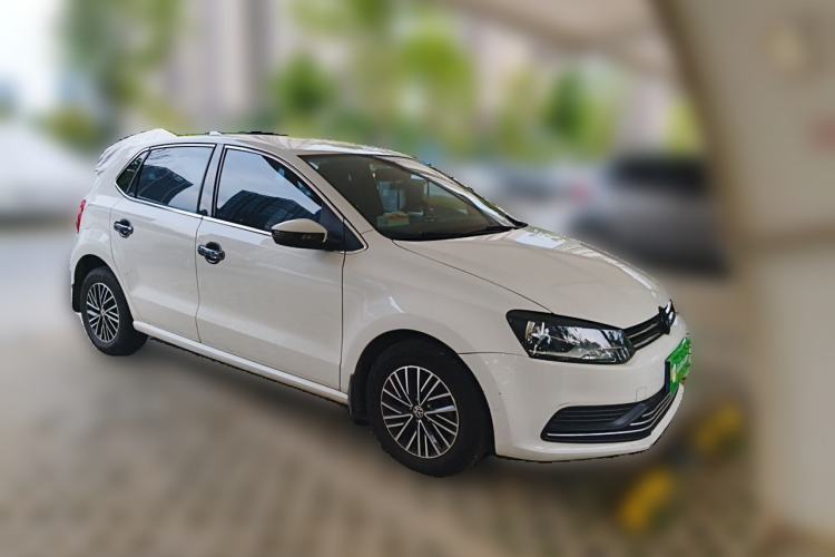 Used Volkswagen Polo 2018 1.5L Automatic Advanced Driving Model Front Right 45 Deg