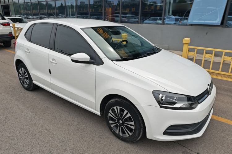 Used Volkswagen Polo 2018 1.5L Automatic Advanced Driving Model Front Right 45 Deg