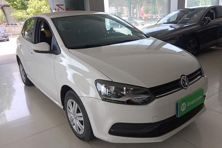 Used Volkswagen Polo 2018 1.5L Automatic Advanced Driving Model Front Right 45 Deg