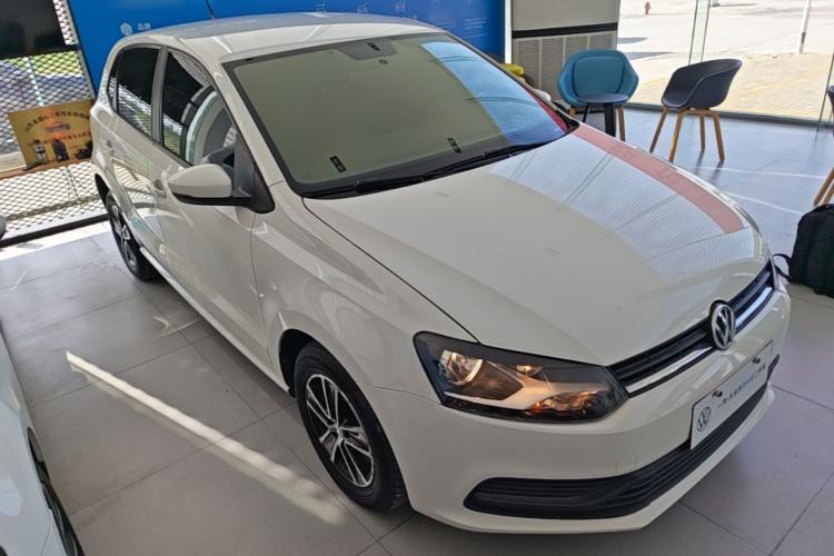 Used Volkswagen Polo 2018 1.5L Automatic Advanced Driving Model Front Right 45 Deg