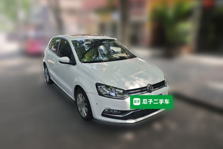 Used Volkswagen Polo 2018 1.5L Automatic Luxury Edition Front Right 45 Deg