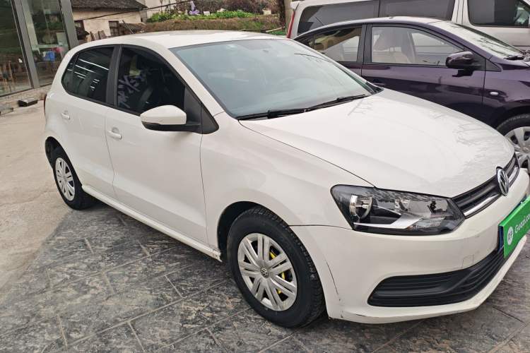 Used Volkswagen Polo 2018 1.5L Automatic Advanced Driving Model Front Right 45 Deg