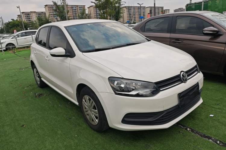 Used Volkswagen Polo 2018 1.5L Automatic Advanced Driving Model Front Right 45 Deg