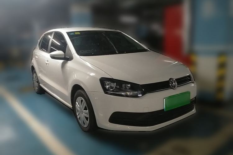 Used Volkswagen Polo 2018 1.5L Automatic Advanced Driving Model Front Right 45 Deg