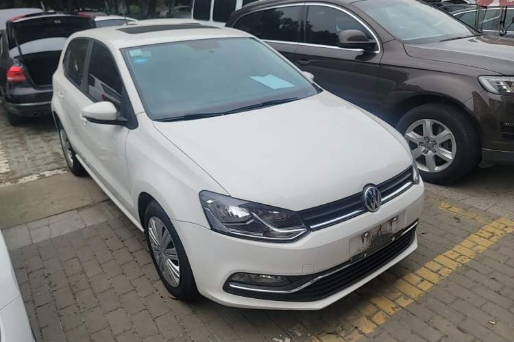 Used Volkswagen Polo 2018 1.5L Automatic Enjoyment Model Front Right 45 Deg