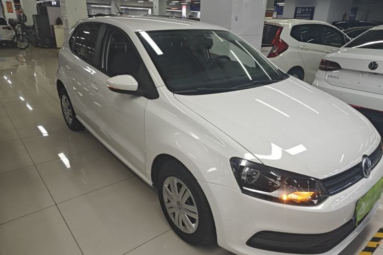 Used Volkswagen Polo 2018 1.5L Automatic Advanced Driving Model Front Right 45 Deg