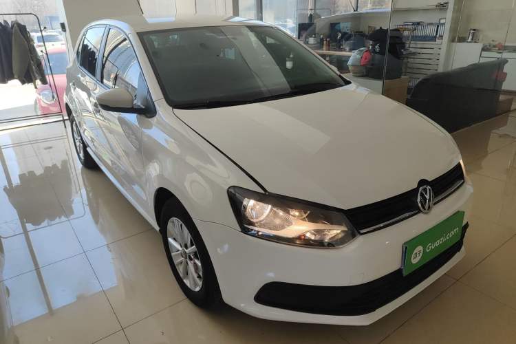 Used Volkswagen Polo 2018 1.5L Automatic Advanced Driving Model Front Right 45 Deg