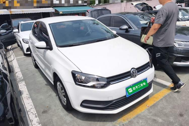 Used Volkswagen Polo 2018 1.5L Automatic Advanced Driving Model Front Right 45 Deg