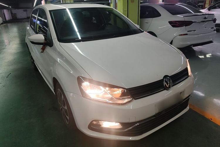 Used Volkswagen Polo 2018 1.5L Automatic Enjoyment Model Front Right 45 Deg