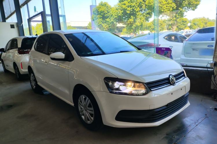 Used Volkswagen Polo 2018 1.5L Automatic Advanced Driving Model Front Right 45 Deg