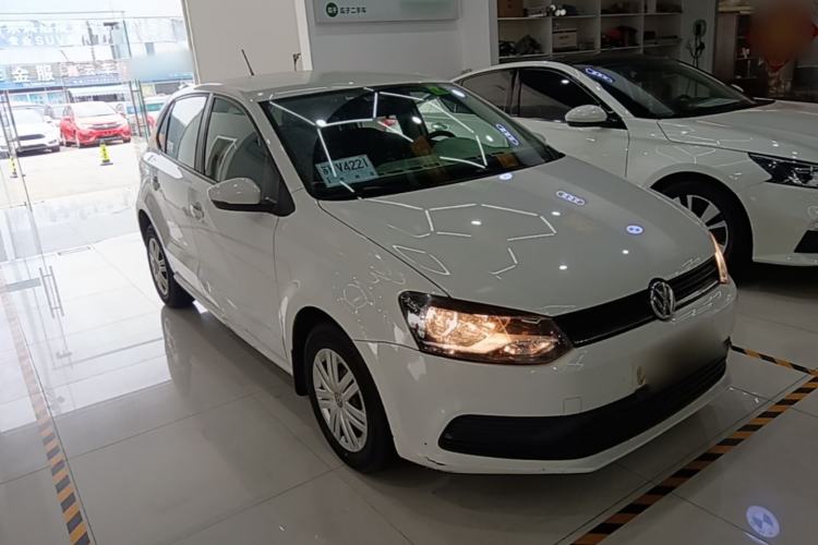 Used Volkswagen Polo 2018 1.5L Automatic Advanced Driving Model Front Right 45 Deg