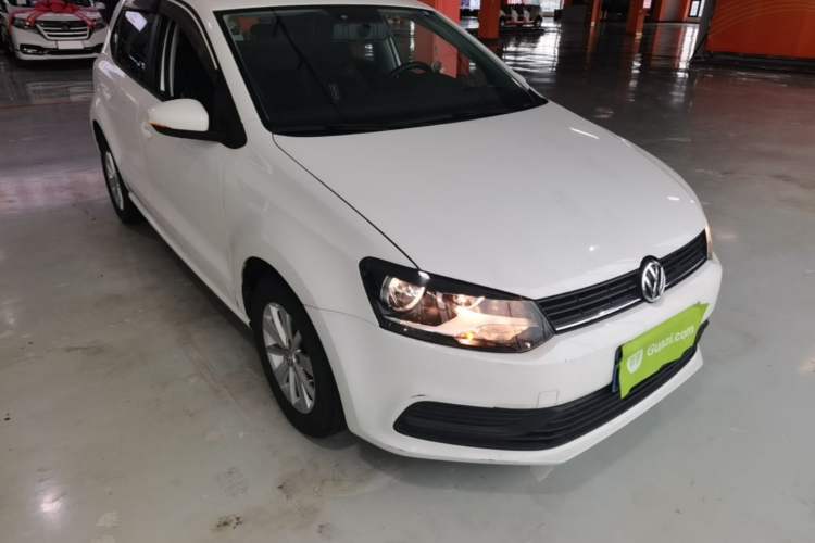 Used Volkswagen Polo 2018 1.5L Automatic Advanced Driving Model Front Right 45 Deg