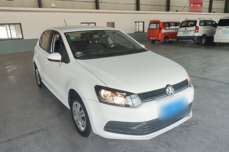 Used Volkswagen Polo 2018 1.5L Automatic Advanced Driving Model Front Right 45 Deg