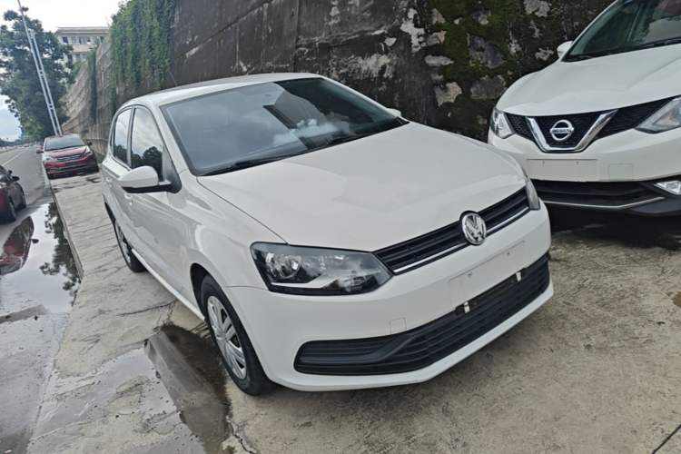 Used Volkswagen Polo 2018 1.5L Automatic Advanced Driving Model Front Right 45 Deg