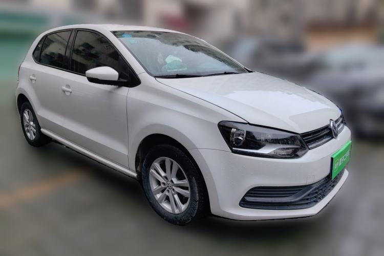 Used Volkswagen Polo 2018 1.5L Manual Drive-Comfort Model Front Right 45 Deg