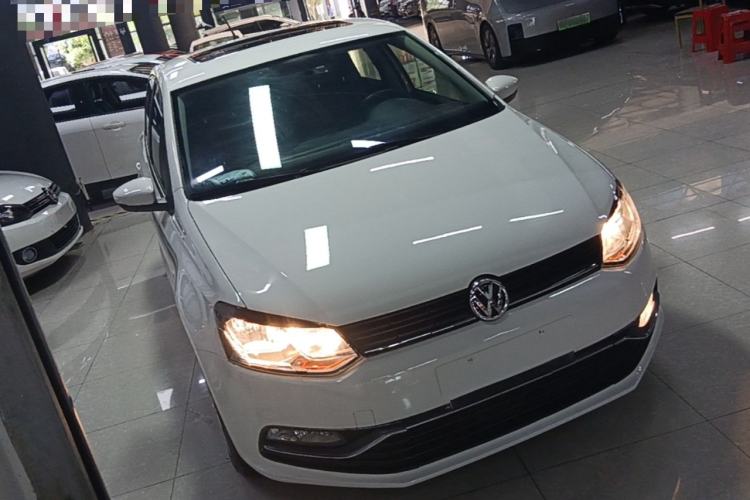 Used Volkswagen Polo 2018 1.5L Automatic Enjoyment Model Front Right 45 Deg