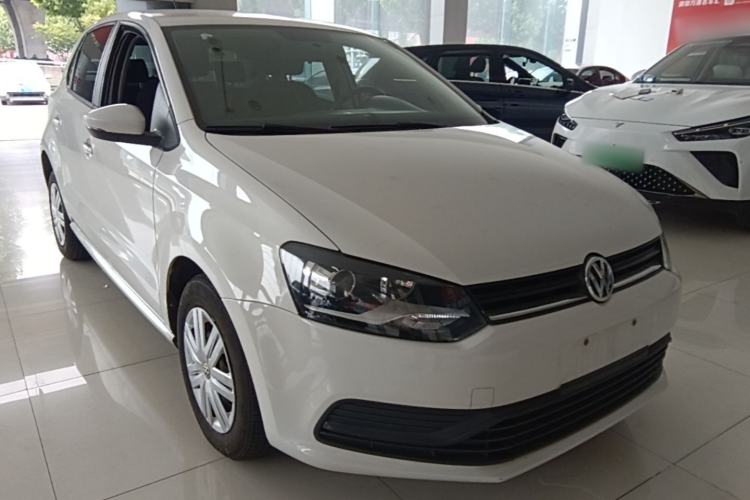 Used Volkswagen Polo 2018 1.5L Automatic Advanced Driving Model Front Right 45 Deg