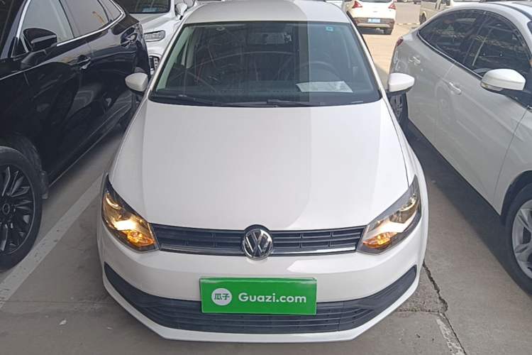 Used Volkswagen Polo 2018 1.5L Manual Drive-Comfort Model Front