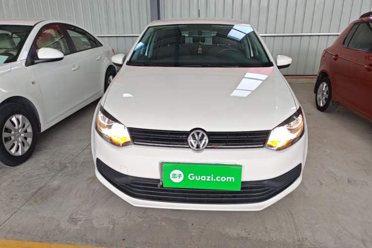 Used Volkswagen Polo 2018 1.5L Manual Drive-Comfort Model Front