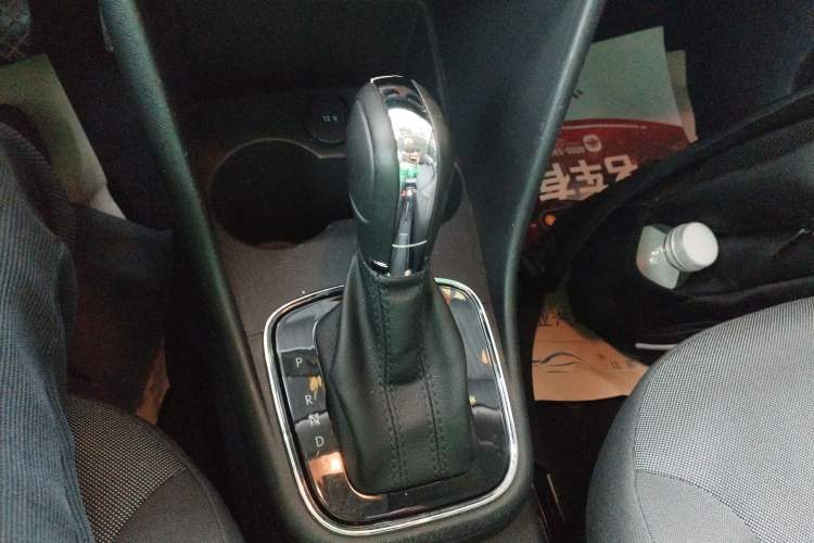 Used Volkswagen Polo 2018 1.5L Automatic Enjoyment Model Gear Lever