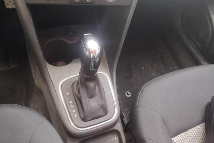 Used Volkswagen Polo 2018 1.5L Automatic Advanced Driving Model Gear Lever