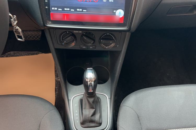 Used Volkswagen Polo 2018 1.5L Automatic Advanced Driving Model Gear Lever