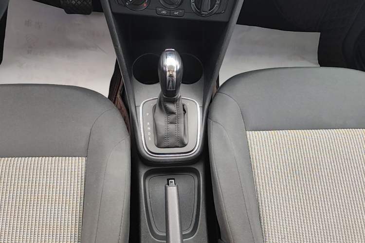 Used Volkswagen Polo 2018 1.5L Automatic Advanced Driving Model Gear Lever
