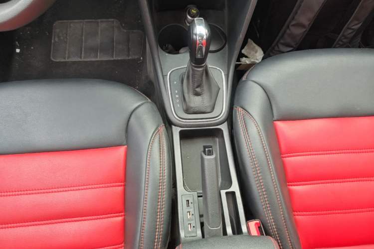 Used Volkswagen Polo 2018 1.5L Automatic Advanced Driving Model Gear Lever