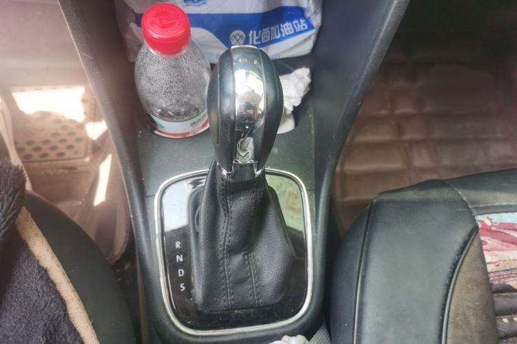 Used Volkswagen Polo 2018 1.5L Automatic Enjoyment Model Gear Lever