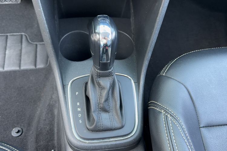 Used Volkswagen Polo 2018 1.5L Automatic Advanced Driving Model Gear Lever