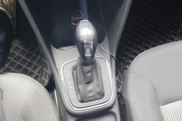 Used Volkswagen Polo 2018 1.5L Automatic Advanced Driving Model Gear Lever