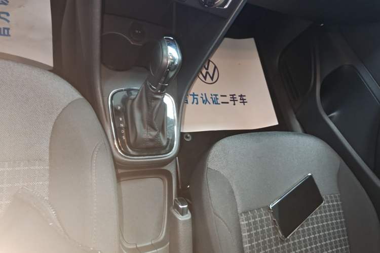 Used Volkswagen Polo 2018 1.5L Automatic Enjoyment Model Gear Lever