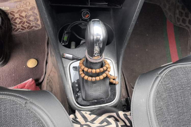 Used Volkswagen Polo 2018 1.5L Automatic Enjoyment Model Gear Lever