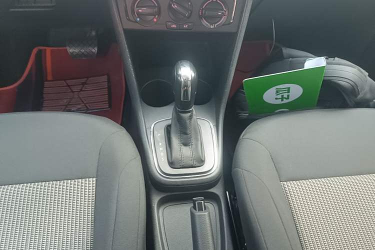 Used Volkswagen Polo 2018 1.5L Automatic Advanced Driving Model Gear Lever