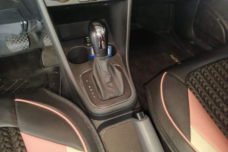Used Volkswagen Polo 2018 1.5L Automatic Advanced Driving Model Gear Lever
