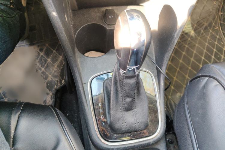 Used Volkswagen Polo 2018 1.5L Automatic Enjoyment Model Gear Lever