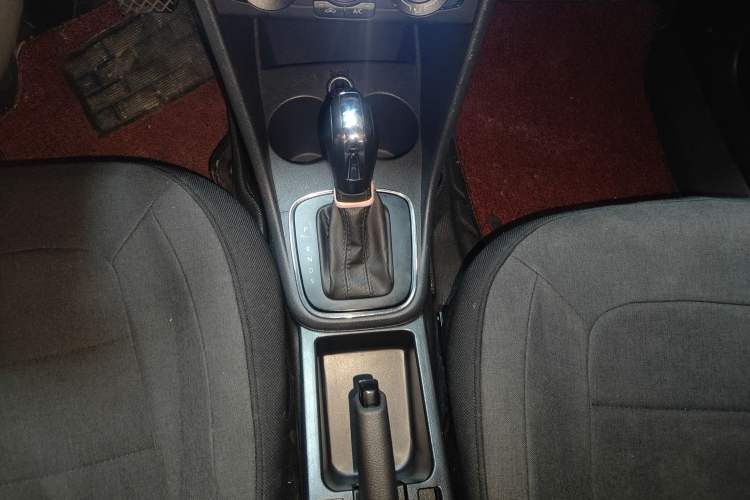 Used Volkswagen Polo 2018 1.5L Automatic Advanced Driving Model Gear Lever
