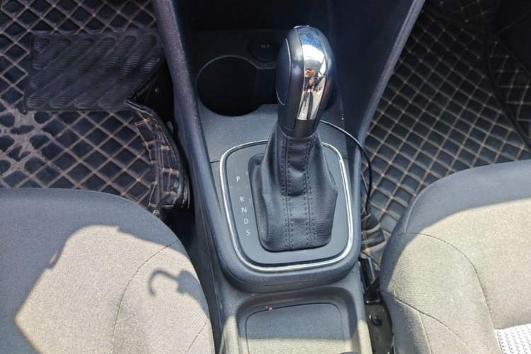 Used Volkswagen Polo 2018 1.5L Automatic Advanced Driving Model Gear Lever