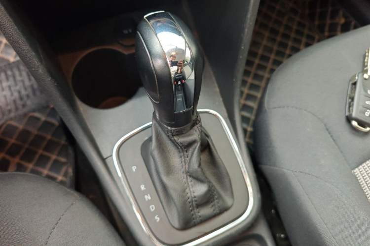 Used Volkswagen Polo 2018 1.5L Automatic Advanced Driving Model Gear Lever