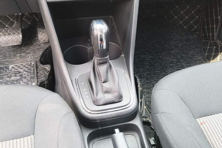 Used Volkswagen Polo 2018 1.5L Automatic Advanced Driving Model Gear Lever