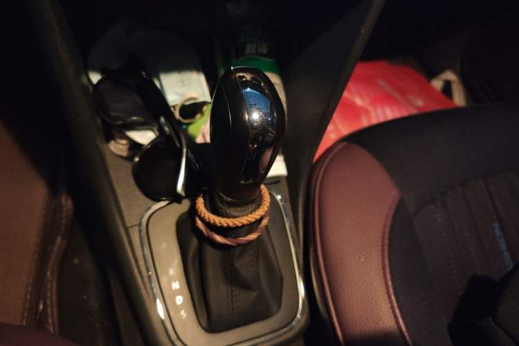 Used Volkswagen Polo 2018 1.5L Automatic Advanced Driving Model Gear Lever