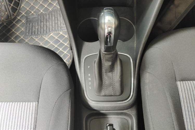 Used Volkswagen Polo 2018 1.5L Automatic Advanced Driving Model Gear Lever