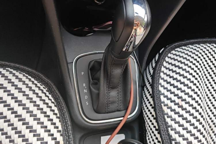 Used Volkswagen Polo 2018 1.5L Automatic Advanced Driving Model Gear Lever