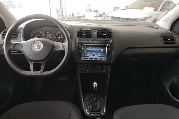 Used Volkswagen Polo 2018 1.5L Automatic Advanced Driving Model Gear Lever