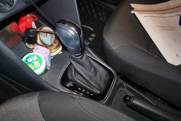 Used Volkswagen Polo 2018 1.5L Automatic Enjoyment Model Gear Lever